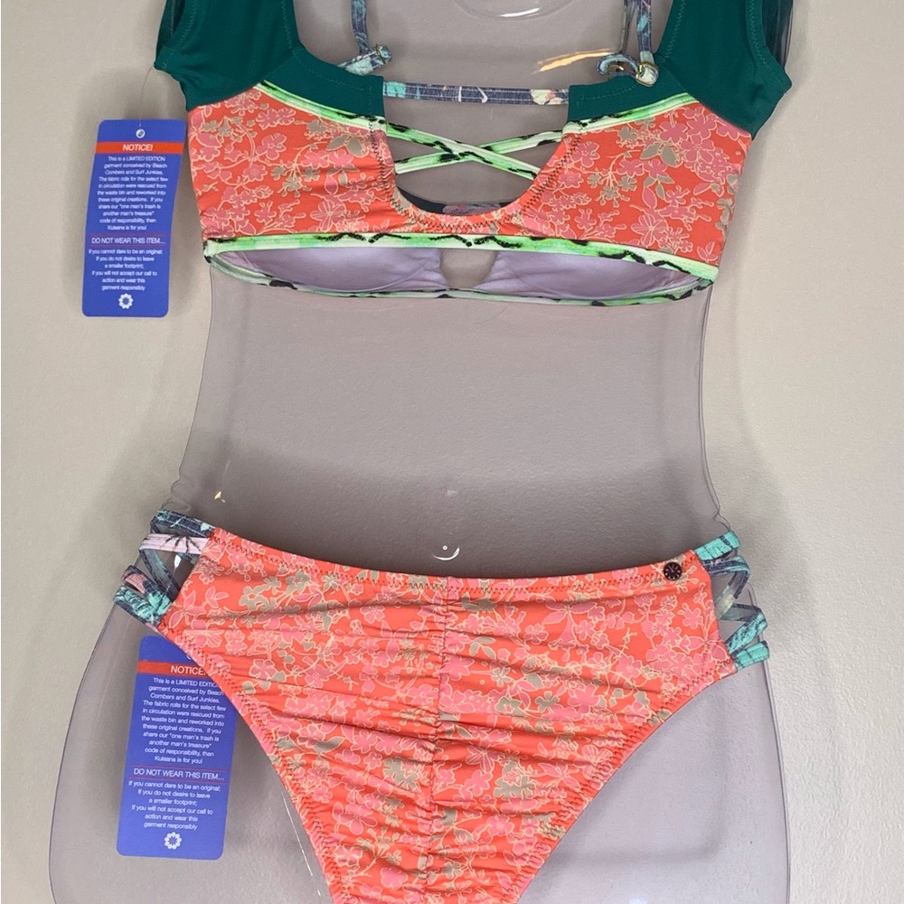 Kuleana bikinis 3 available, two Smalls and one Medium.
